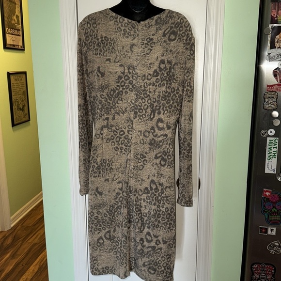 Cache Black & Gold Leopard Print Long Sleeve Cowl Neck   Cocktail Evening Dress - Picture 8 of 11